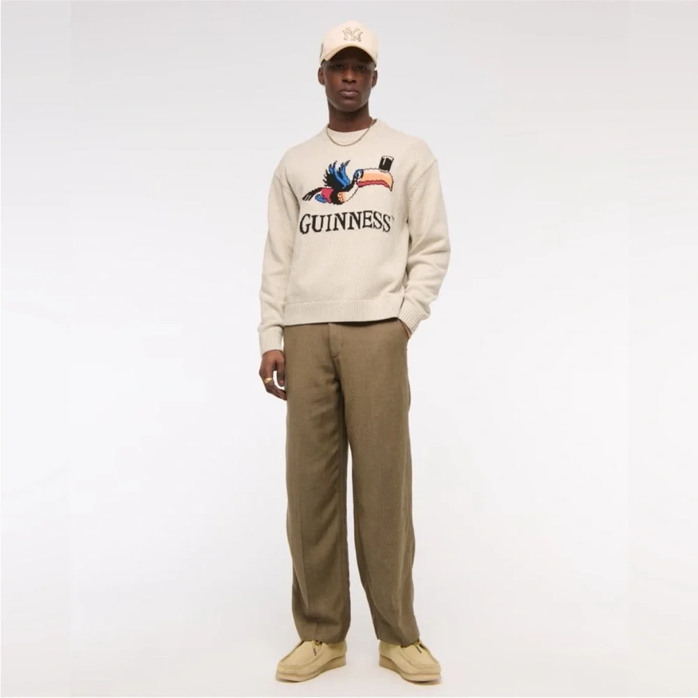 Abercrombie & Fitch Cream Guinness Crewneck - Picture 3 of 6